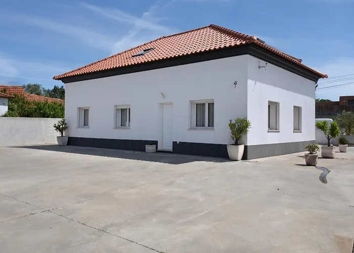 Vila: Monte Dos Pastorinhos